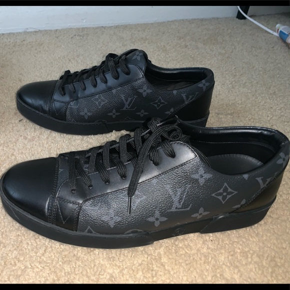 LouisVuitton 2017/18 black monogram sneaker Size8 - Picture 3 of 6